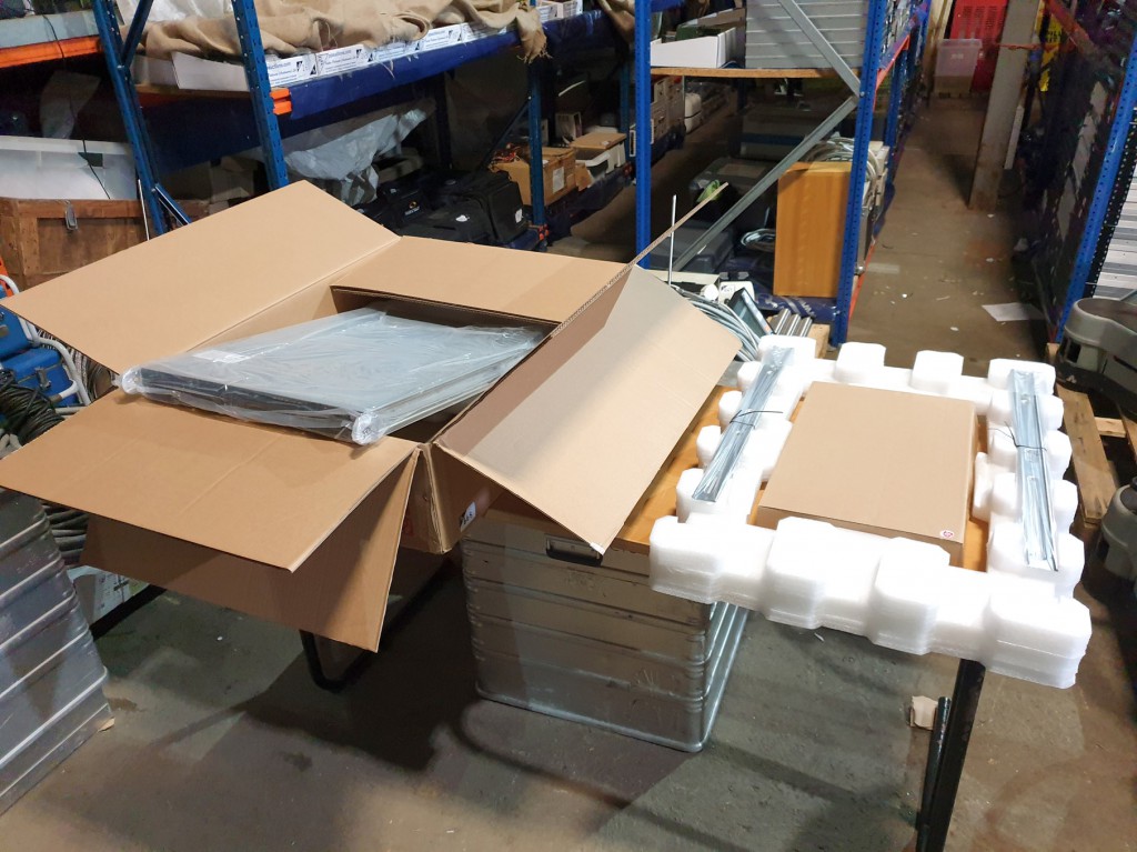 Supermicro SYS-5017C-URF rack type server (boxed &...