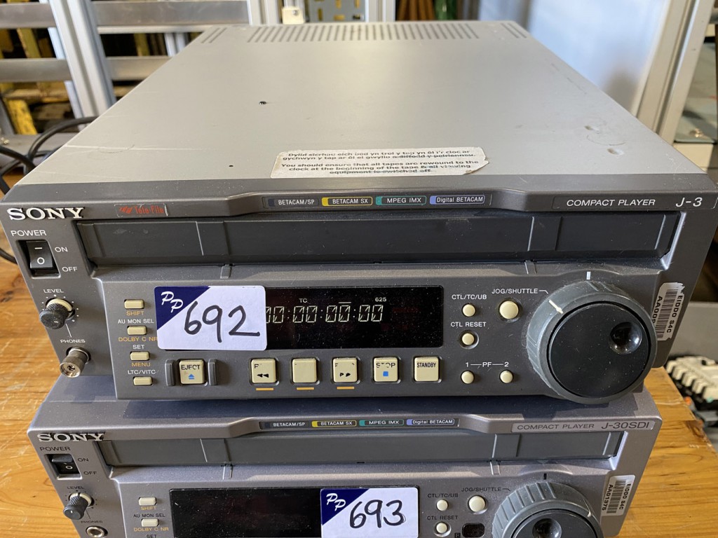 Sony J-3 compact player