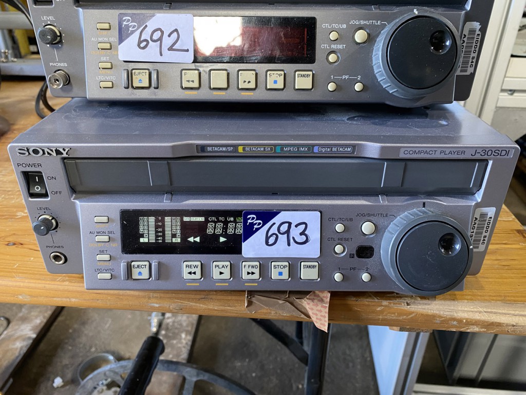 Sony J-30SDi compact player