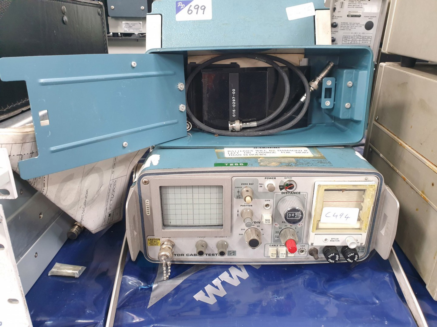 Tektronix 1502 TDR cable tester (C494)