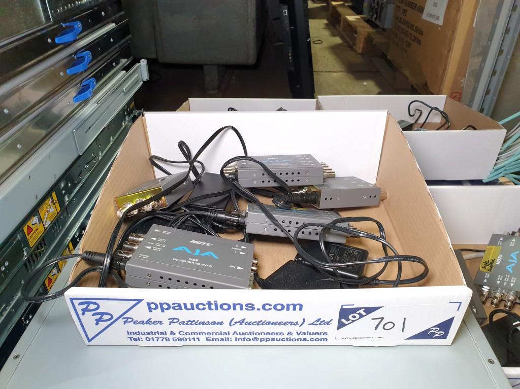 3x AJA HDTV HD10DA dual rate HD/SD 1x6 reclocking...