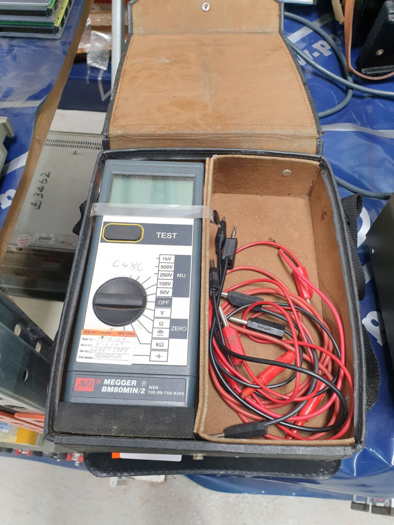 Megger BM80 insulation tester with leads in case (...