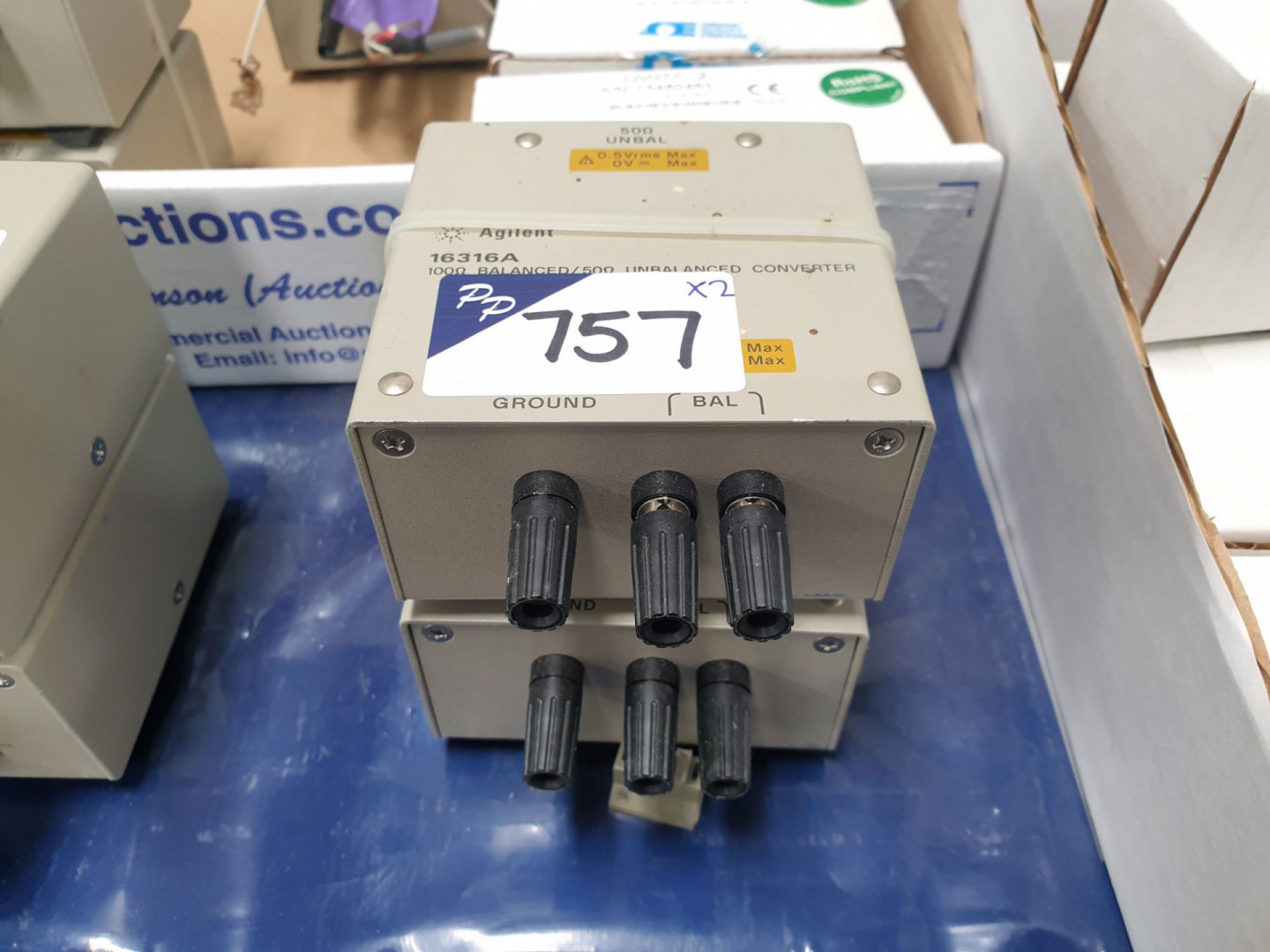 2x Agilent 16316A 100 ohm-50 ohm convertor (C454)