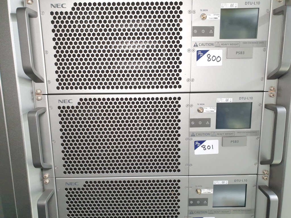 NEC DTU-L10/R6S UHF digital TV transmitter