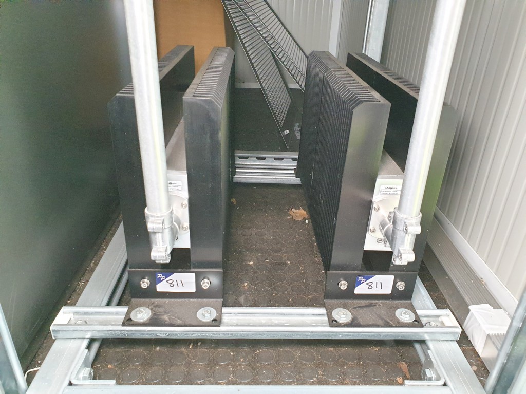 2x Diconex 17-0803NU 1000W loads
