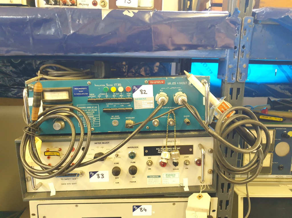 Miles Highvolt IT30 insulation tester