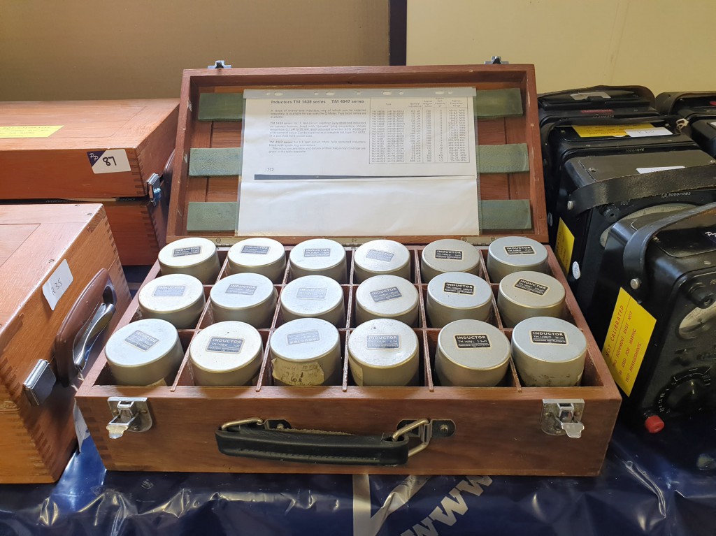 18x various Marconi TM4520 inductors in wooden box