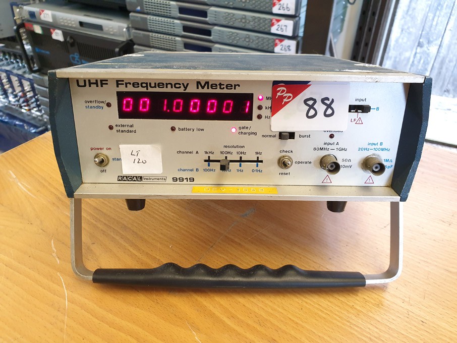 Racal 9919 UHF frequency meter, 20Hz to 1GHz - lot...
