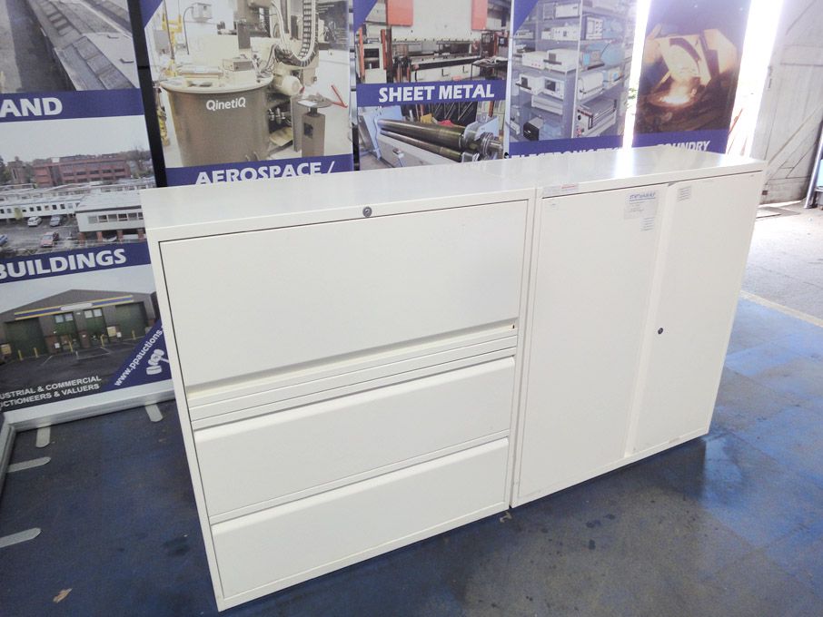 Bisley white metal 2 door storage cupboard, 1000x4...