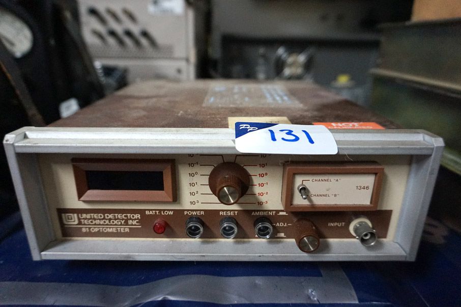 United detector 81 optometer