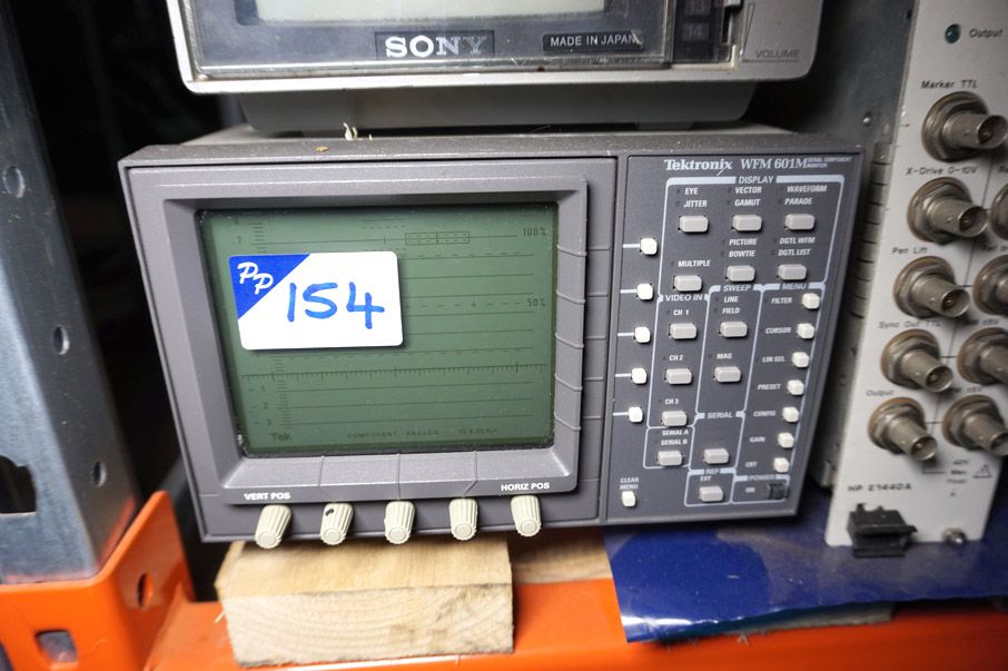 Tektronix WFM 601M serial component monitor
