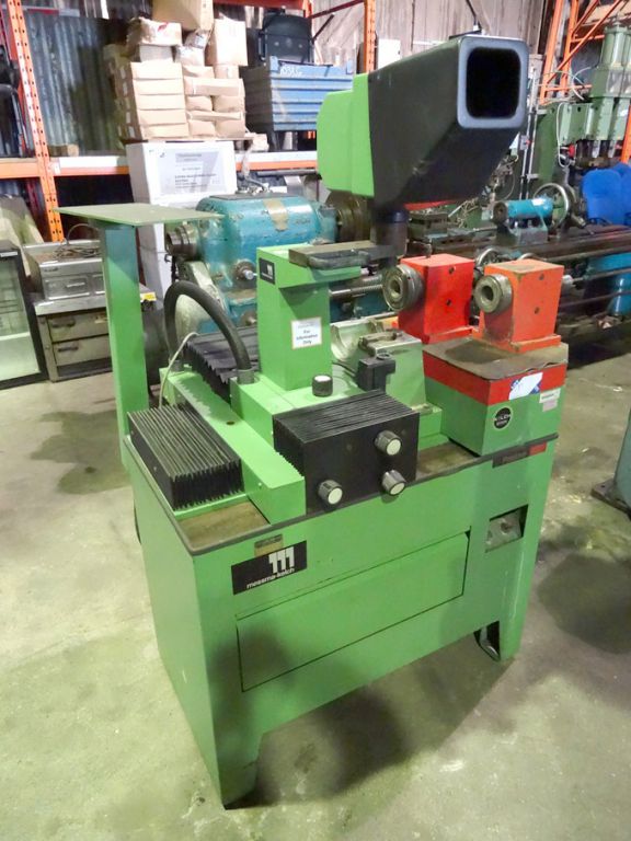 Messma Kelch tool pre-setter with scope & equipmen...