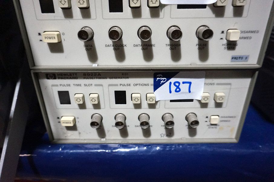 HP 8922A pulse timing generator