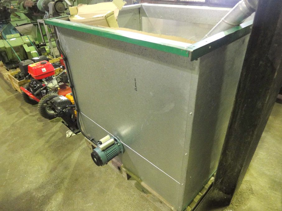 Green air wall mounted spray booth with built-in e...