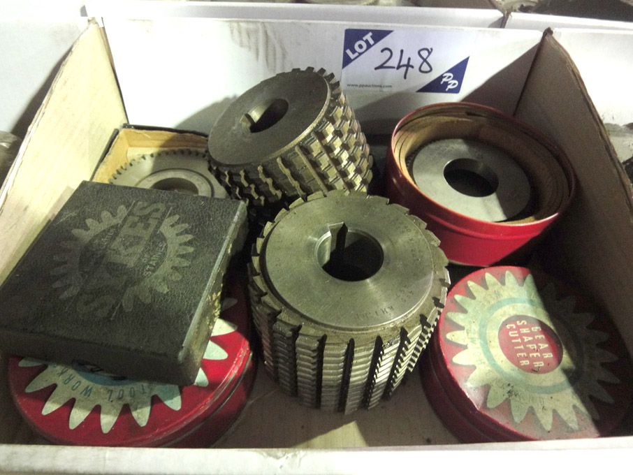 Qty various Sykes etc gear hobs, gear shaper cutte...