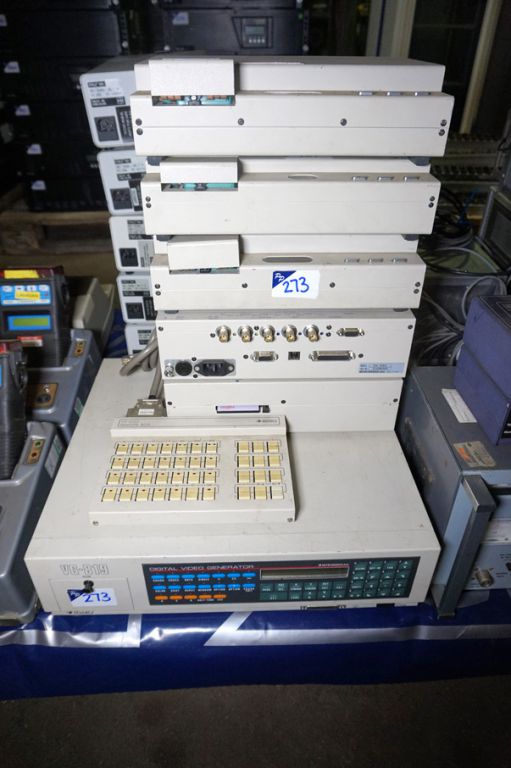 Astro VG-819 digital video generator, Astro VG822...
