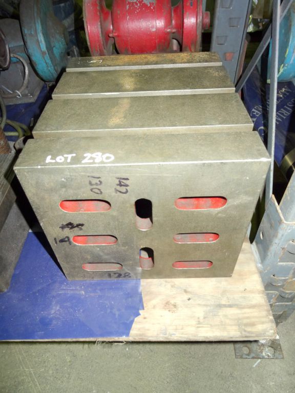 12x10x9" CI T slotted cube & 8x8x6" CI cube - lot...