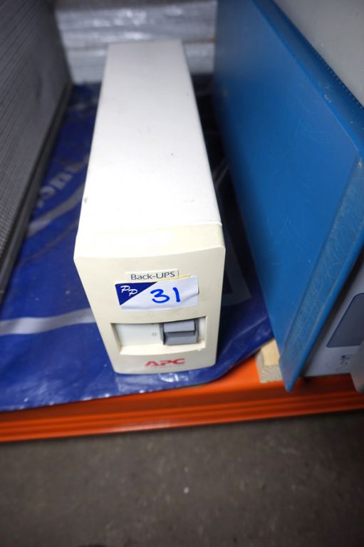 APC 300 back up UPS