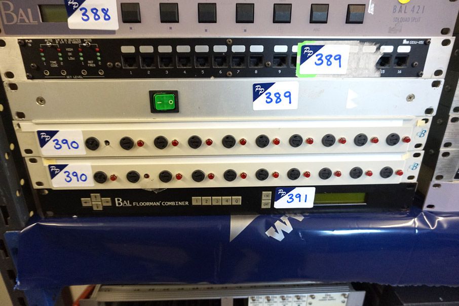 2x DB rack type 10 way MDU's