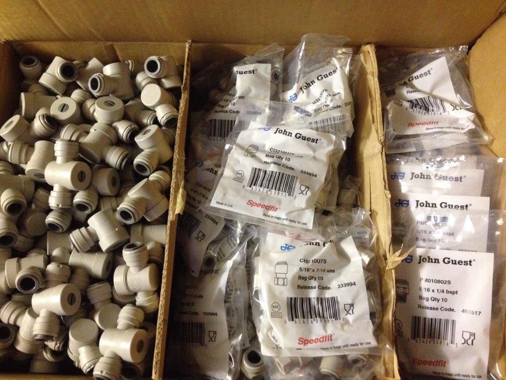 John Guest fittings inc: 150x 1/2ISV, 400x PM01080...