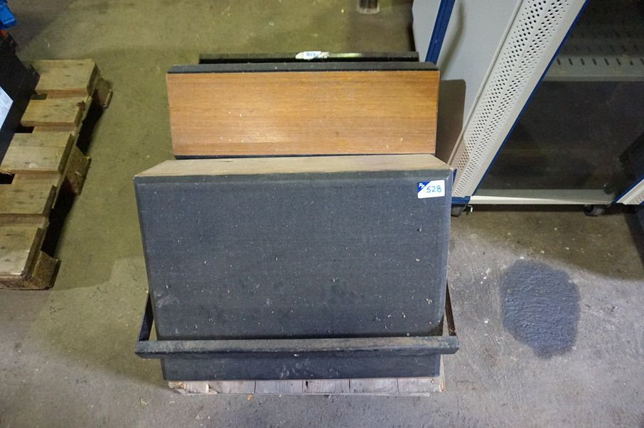 Pair KEF electronics LS.3/4 monitor speakers