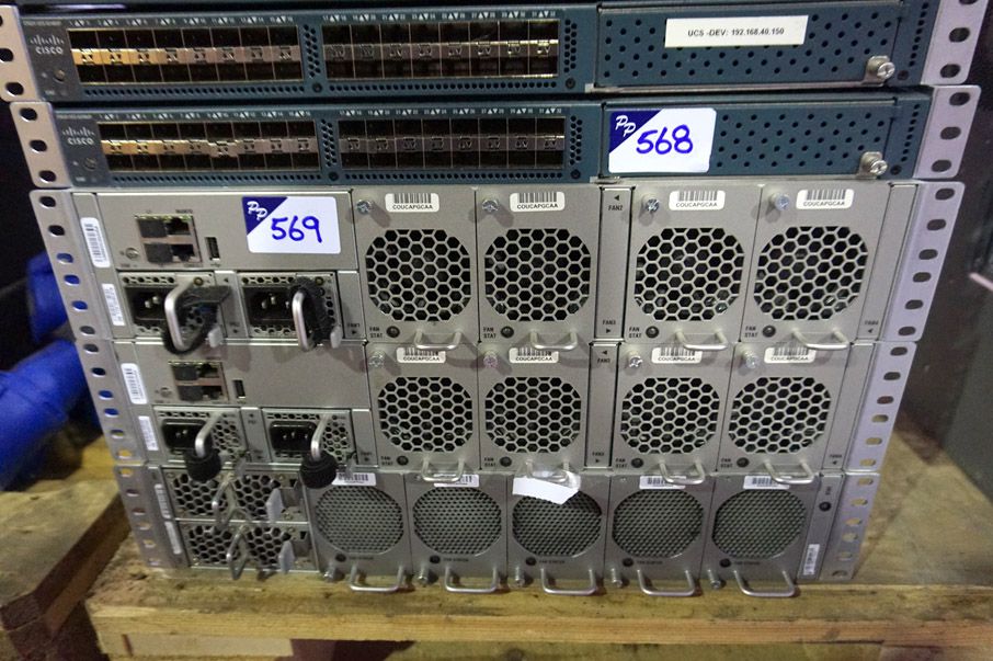 3x Cisco Nexus 5020 fibre switches