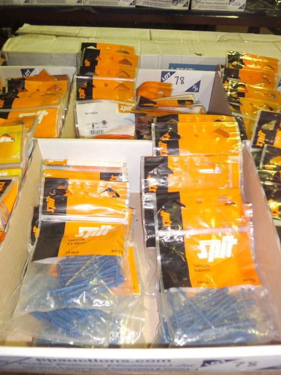 Qty Spit Tapcon screws, 70mm & 82mm, Qty Spit 100m...