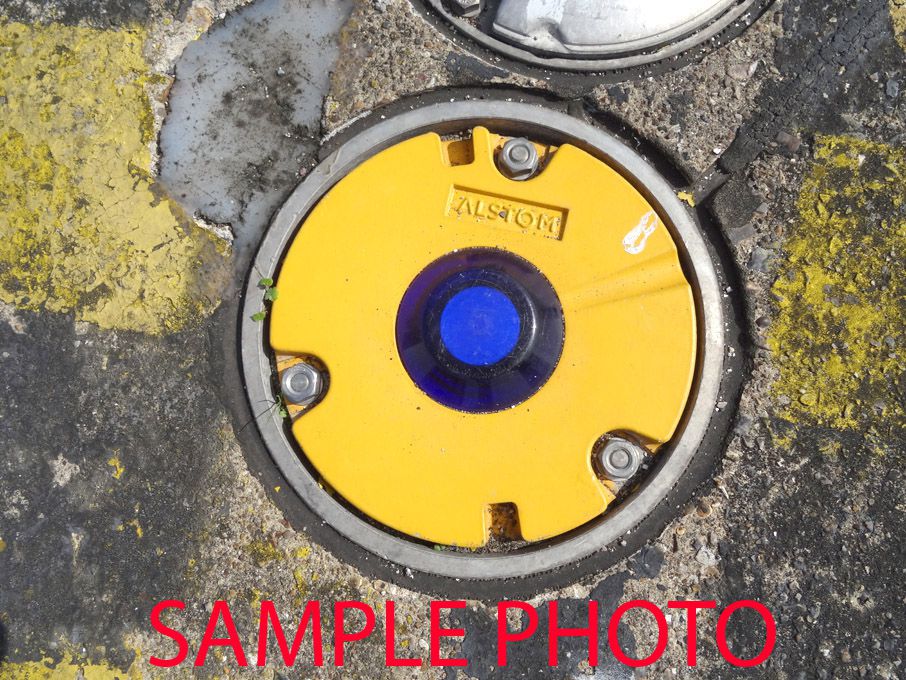 20x Alstom inset taxiway edge lights, blue light