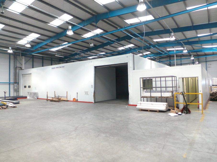 Complete BIP area inc: 30x5m office area, 3x Jackl...