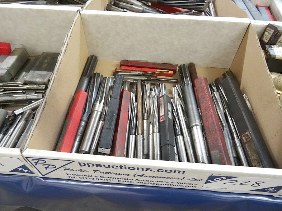 Qty HSS taper shank reamers to 7/8" approx