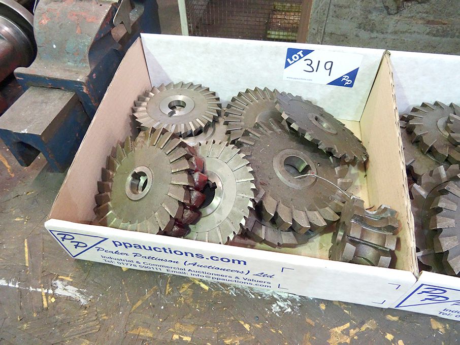 Qty HSS side & face milling cutters to 6" approx