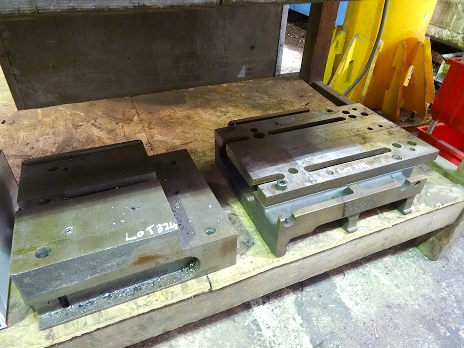 2x CI auxiliary tables, 12x11" & 16x13" approx