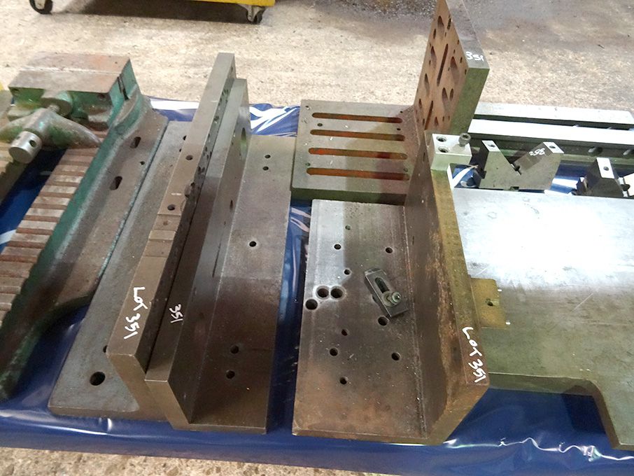 4x various CI angle plates to 24" approx