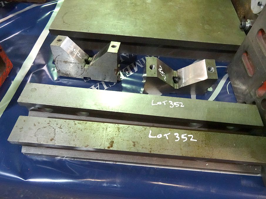2x 18" straight edges & pair 5" Vee blocks