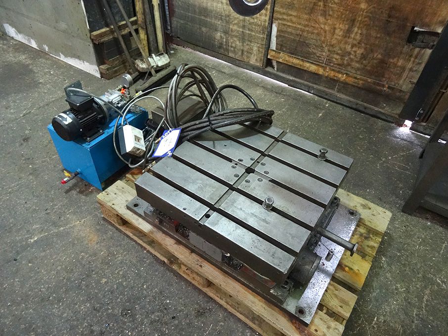 650x650mm 'T' slotted sub table with hydraulic pow...