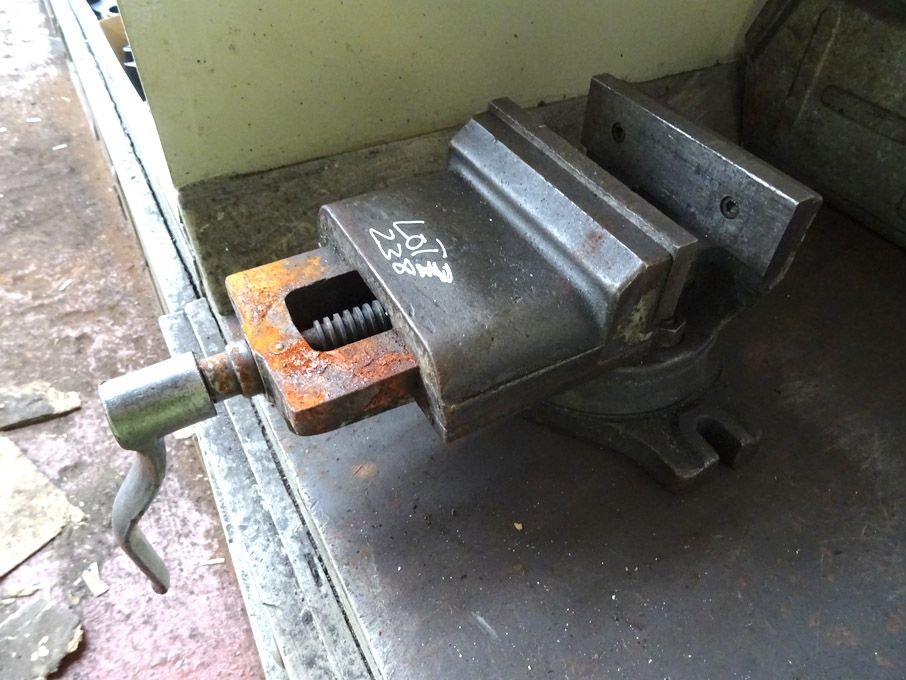 7 1/2" machine vice - Lot located at: Marriott Roa...