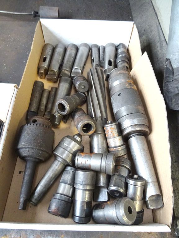 Qty various taper shank sleeves, drill chuck, Asqu...