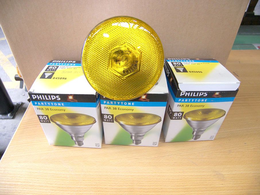 43x Phillips Partytone economy flood 80W bulbs (pa...