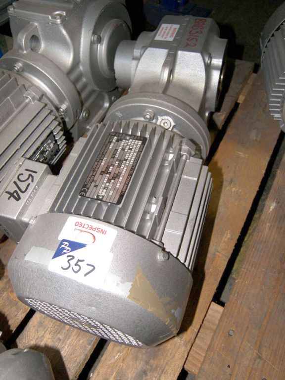 SEW Eurodrive motor 1.1kW, 164rpm (unused)