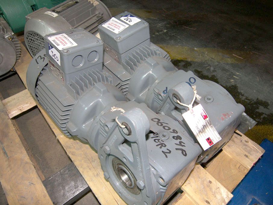 2x Flender Motox motor, CD21-A9054 1.1kW, 130rpm (...