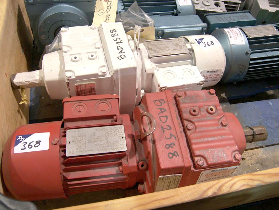 2x SEW-Usocome R47 motors, kW 0.18, 1320rpm (unuse...