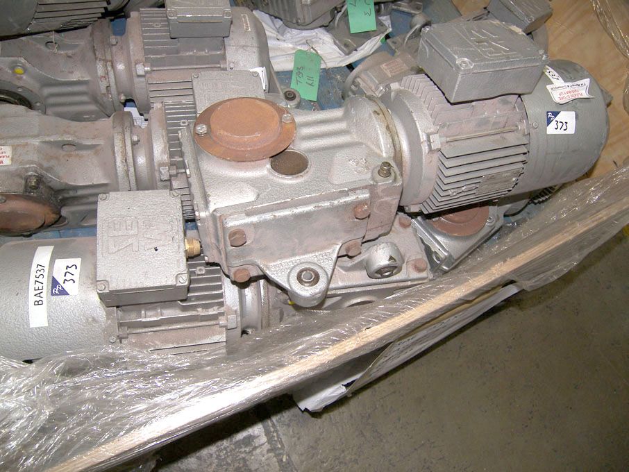 2x SEW Eurodrive motors 1.1kW, 154rpm (unused)
