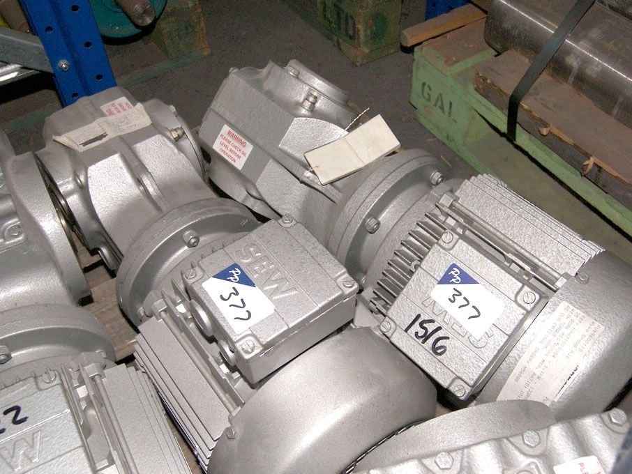 2x SEW Eurodrive motors, 1.1kW, 130rpm (unused)