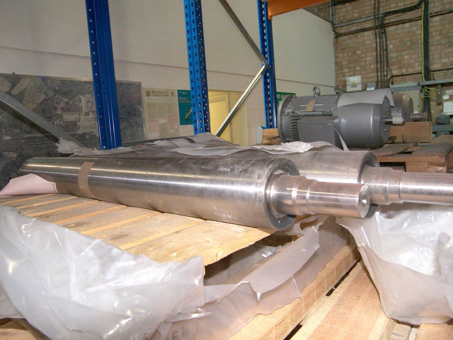 2x metal rollers, 100mm dia, 940mm long approx (un...
