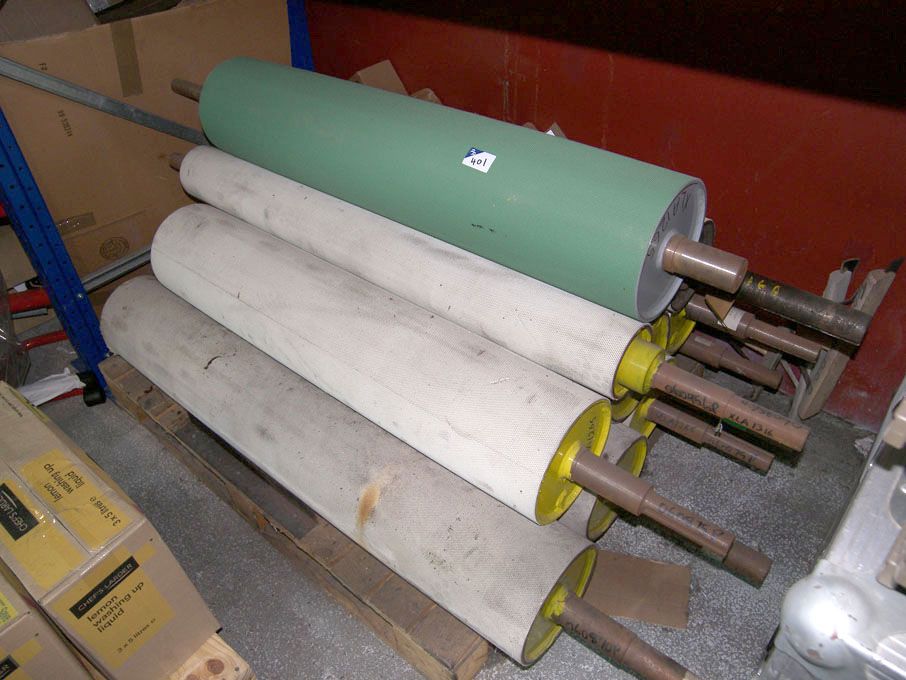 4x rubber covered metal rollers, 230mm dia, 1040mm...