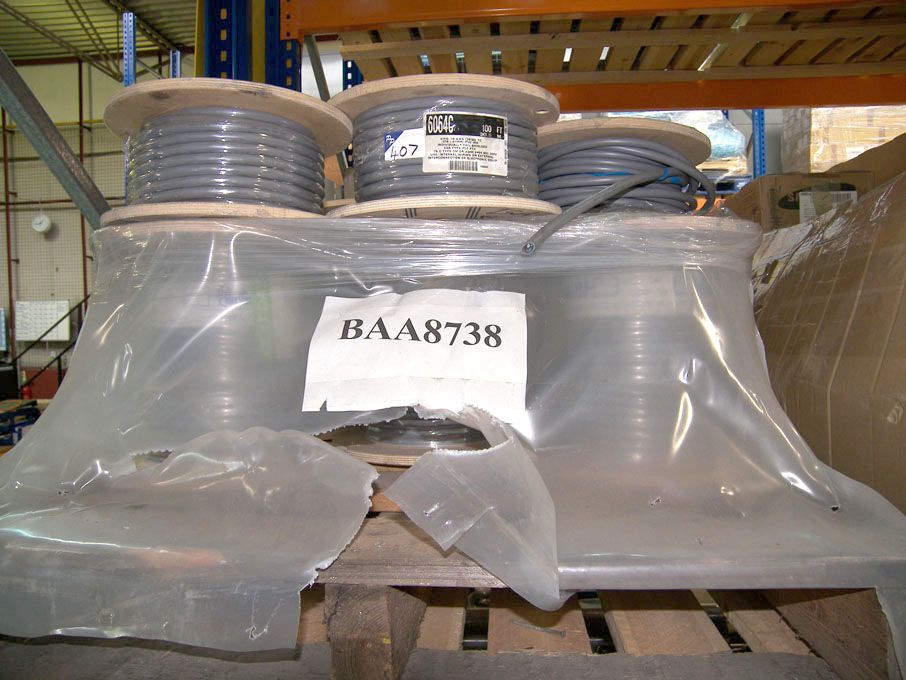 Qty cable 18awg CSA type PCC FT4 (unused)