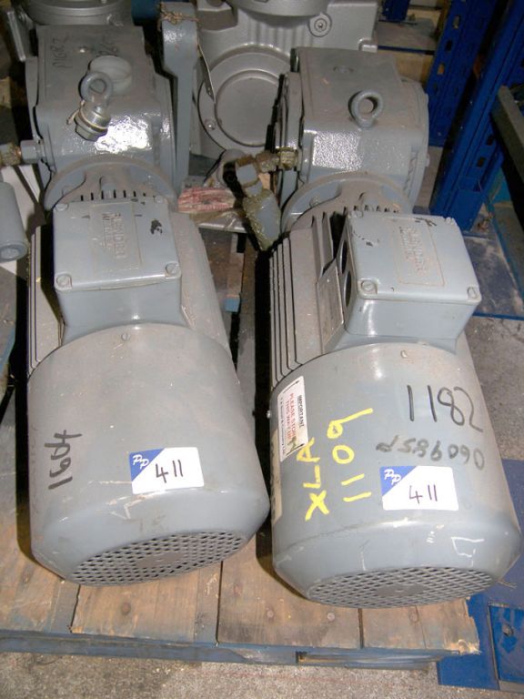 2x Flender Motox CD61 motor, 2.2kW, 74rpm (unused)