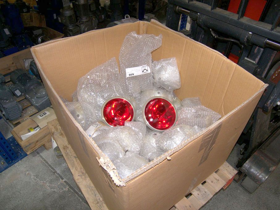 Red reflector cases (unused)