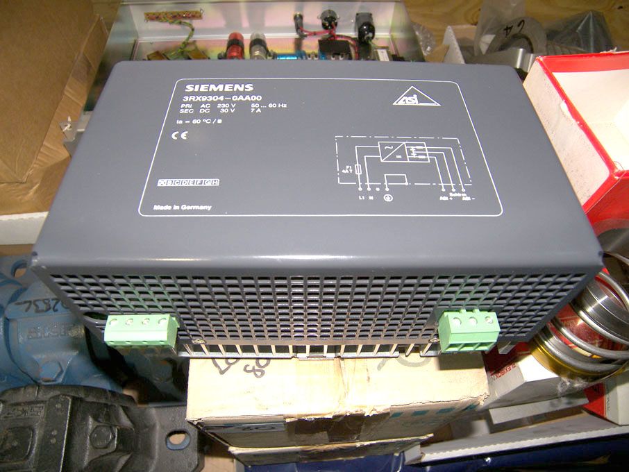 Siemens 3RX 9304-0AA00 power supply 30v, 7A (packa...