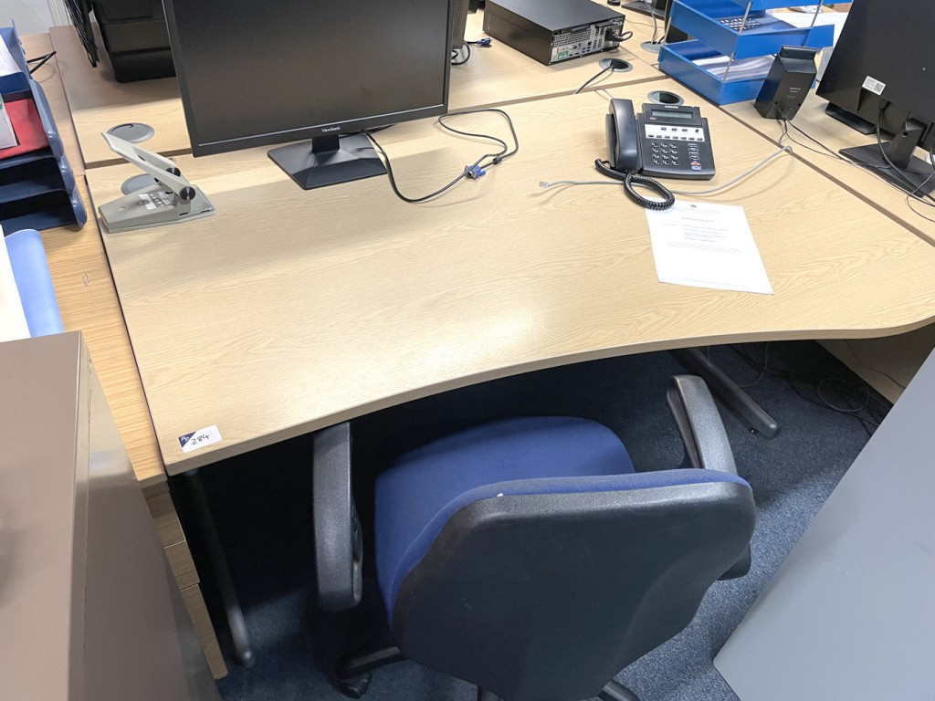 4x light oak curve desks, 1500x1000mm with pedesta...